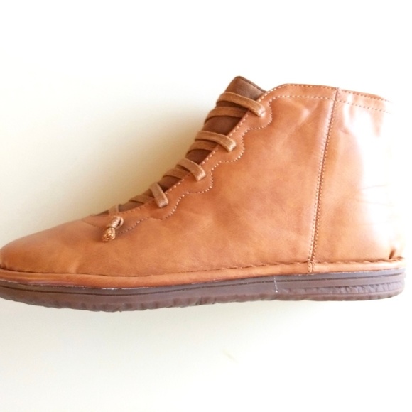 Lostisy Vegan Booties 38 EU 7.5 US Faux Leather - Picture 7 of 8